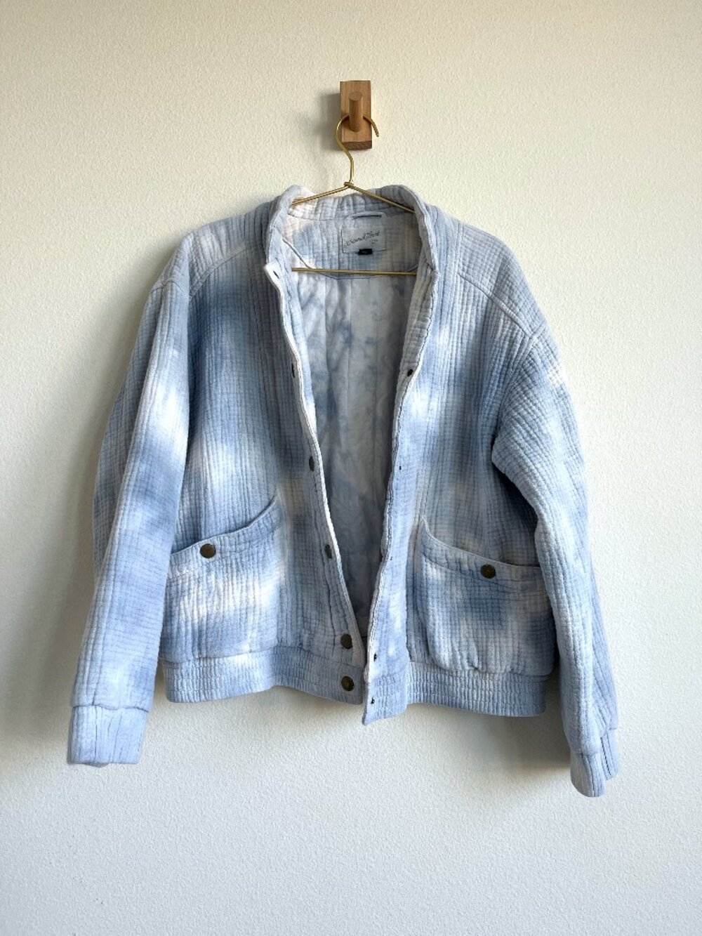 Universal Thread Blue & White Tie-Dye Quilted Jacket - Cotton Bomber Style - M